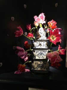 I'm now seriously obsessed with the museum's collection of Dutch tulip pyramids. Sadly, I don't have $350 to spend a vase.