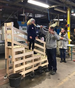 Traditionally glassblowing is a male-dominated field, with less than 10% of the artists being women. However, Maud Gjeruldsen Bugge heads Hadeland's design team of seven artists, six of whom are women.